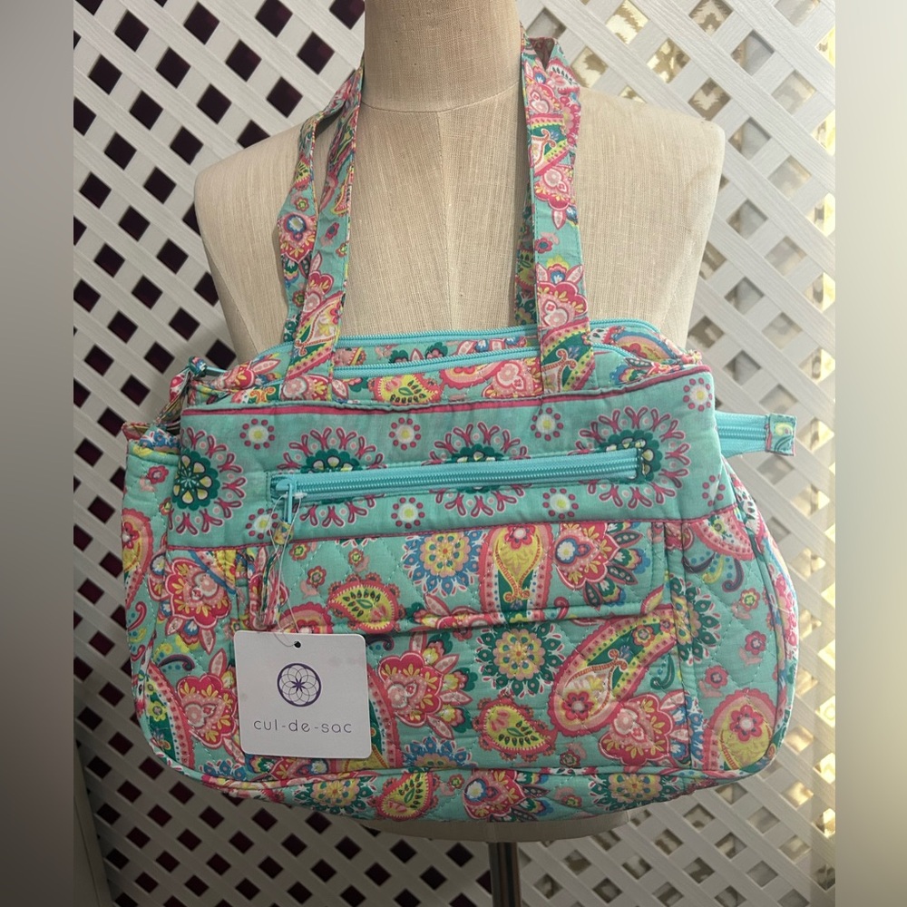 Cul-De-Sac Quilted Paisley Cinched Handbag